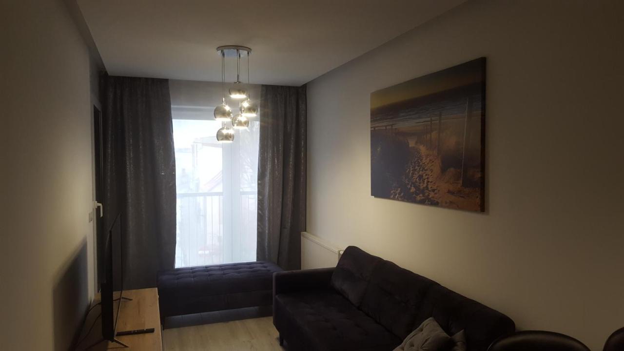 Apartament Skarbowa 2 & Parking Leszno  Buitenkant foto